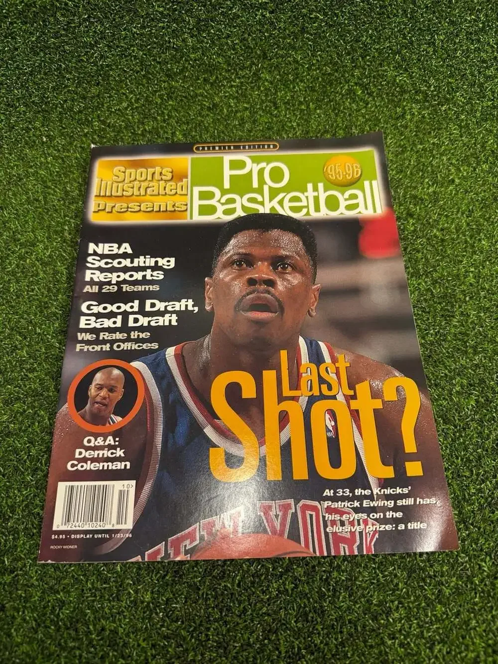 Sports Illustrated Presents Pro Basketball 95-96 Premier Edition Magazine